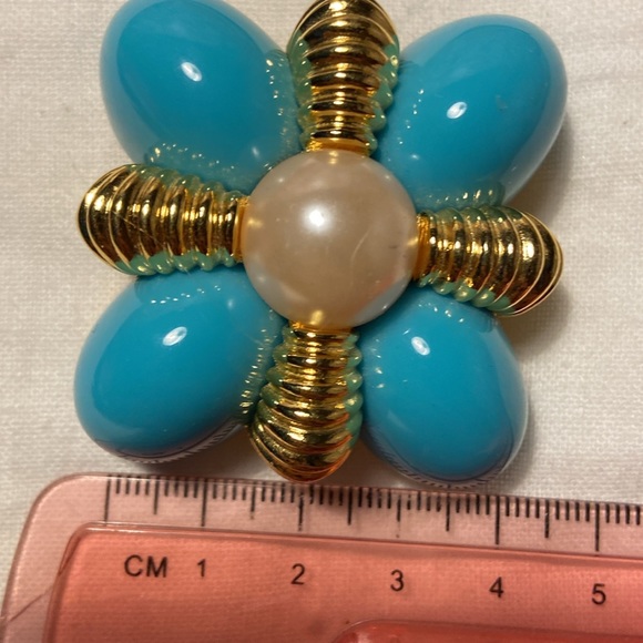 Vintage 90s Joan Rivers Cruciform Faux Pearl And Turquoise Brooch - Picture 9 of 12